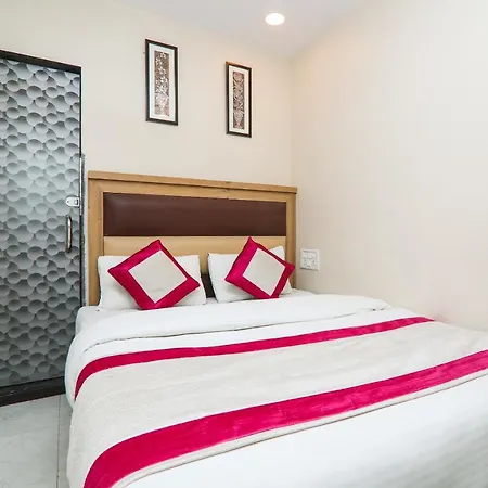 Hotel Amar International New Delhi Exterior photo