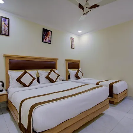 Hotel Amar International New Delhi Exterior photo